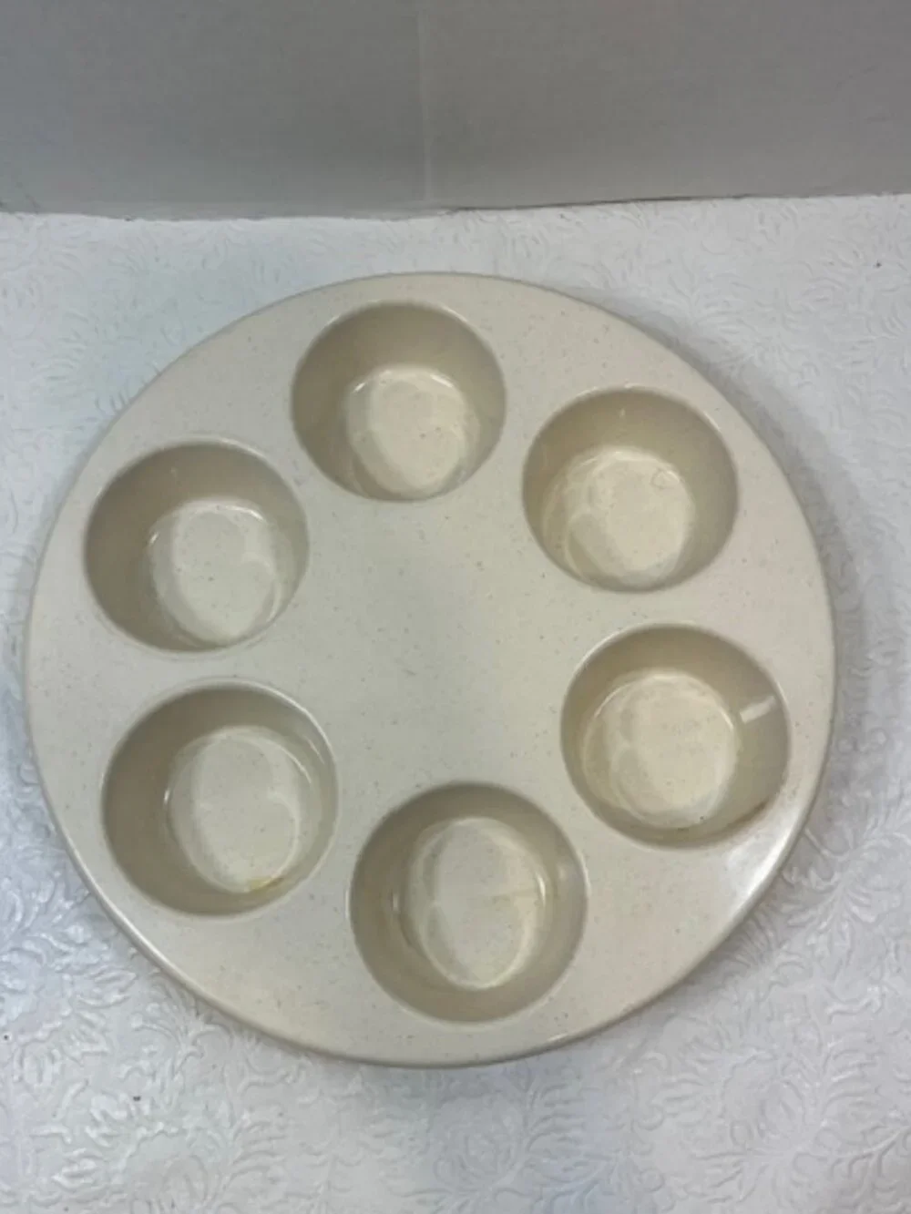 Anchor Hocking Microware vintage cream